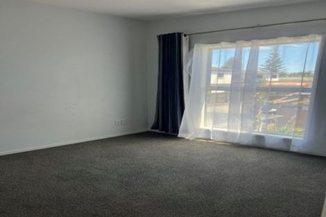 Photo of property in 4/33 Kenderdine Road, Papatoetoe, Auckland, 2025