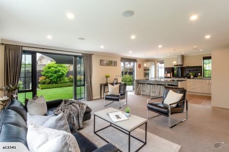 Photo of property in 15 Riverbank Road, Northwood, Christchurch, 8051