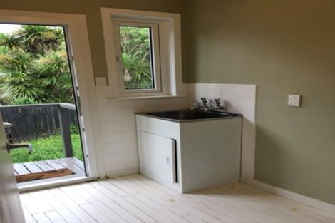 Photo of property in 24 Woodside Road, Massey, Auckland, 0614