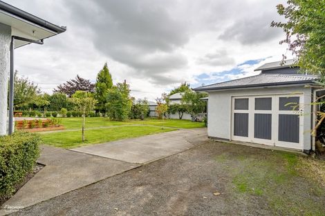 Photo of property in 4 Massey Street, Greytown, 5712