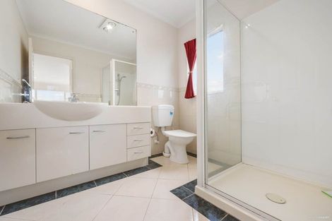 Photo of property in 22 Heyington Way, East Tamaki Heights, Auckland, 2016