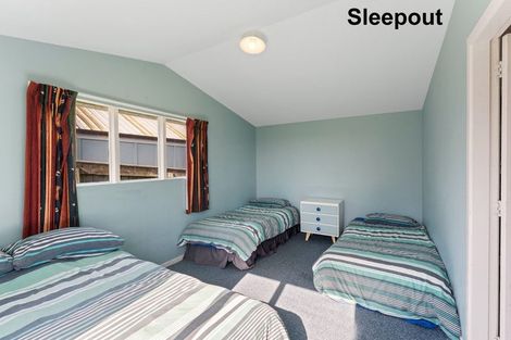 Photo of property in 13 Waimea Road, Waikanae Beach, Waikanae, 5036