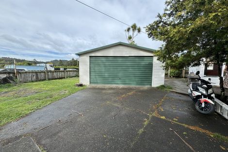 Photo of property in 97 Atkinson Road, Titirangi, Auckland, 0604