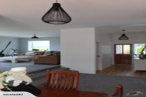 Photo of property in 9 Montcalm Close, Orewa, 0931