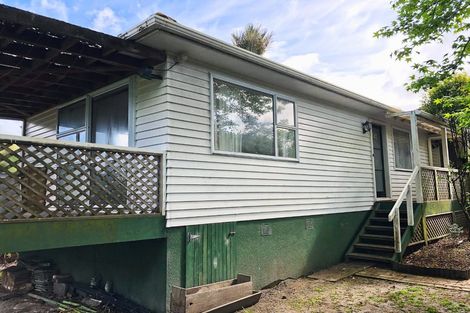 Photo of property in 26 Netherlands Avenue, Kelston, Auckland, 0602