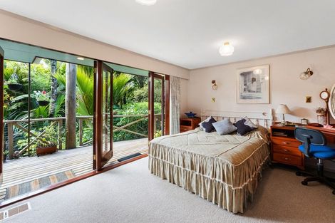 Photo of property in 27a Tane Road, Laingholm, Auckland, 0604