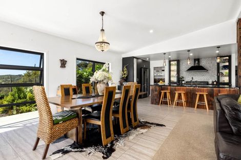 Photo of property in 65 Jamesons Esplanade, Haruru, 0204