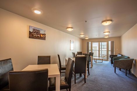 Photo of property in 103 Webb Street, Mount Cook, Wellington, 6011