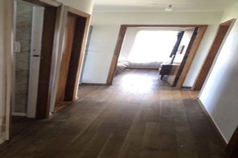 Photo of property in 2 Sutton Place, Hawera, 4610