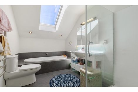 Photo of property in 94 Saint Martins Road, Saint Martins, Christchurch, 8022