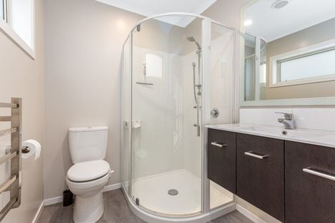 Photo of property in 136 Navigation Drive, Whitby, Porirua, 5024