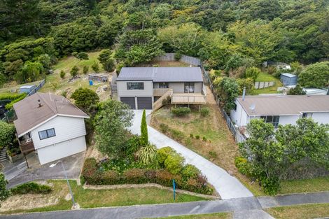 Photo of property in 72 Omapere Street, Whitby, Porirua, 5024