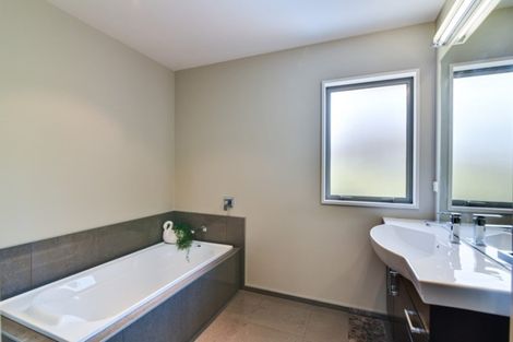 Photo of property in 4 Herries Lane, Lake Hayes, Queenstown, 9304