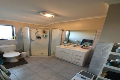 Photo of property in 91 Keri Vista Rise, Papakura, 2110