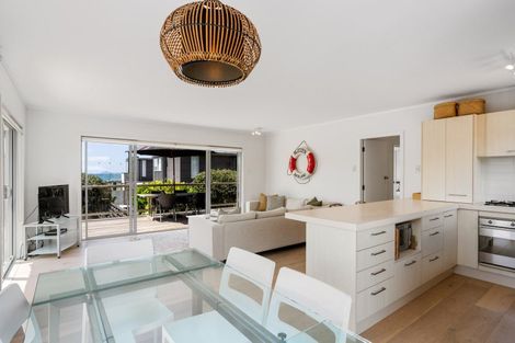 Photo of property in 10 Easdale Place, Pauanui, Hikuai, 3579