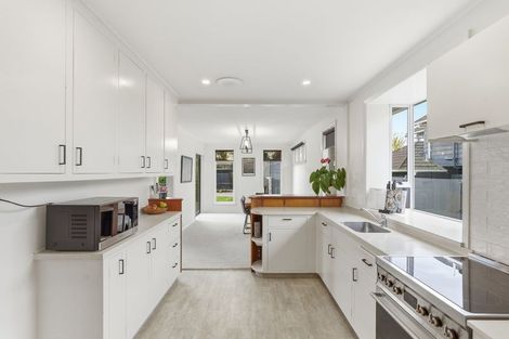 Photo of property in 72 Merrin Street, Avonhead, Christchurch, 8042