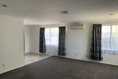 Photo of property in 162a Springs Road, Hornby, Christchurch, 8042