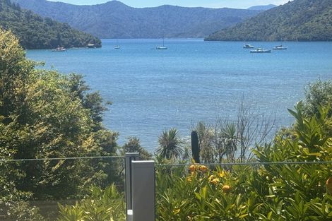Photo of property in 19 Mccormicks Road, Whatamango Bay, Picton, 7281