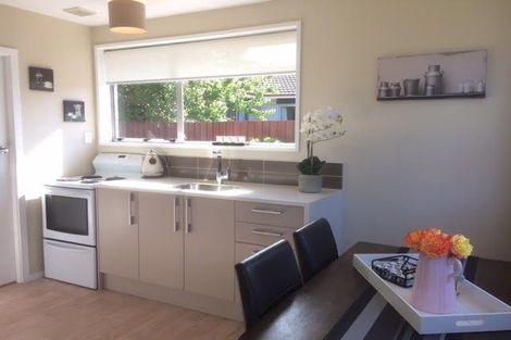 Photo of property in 5 Vancouver Crescent, Wainoni, Christchurch, 8061
