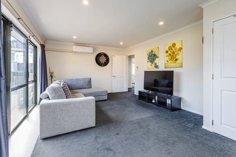 Photo of property in 2/14 Prictor Street, Papakura, 2110