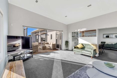 Photo of property in 351 Henwood Road, Hillsborough, New Plymouth, 4372