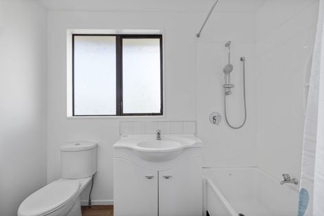 Photo of property in 34 Medina Crescent, Parklands, Christchurch, 8083