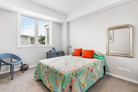 Photo of property in 91 Panorama Heights, Orewa, 0931