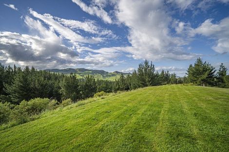 Photo of property in 1040 Kahuranaki Road, Kahuranaki, Havelock North, 4295