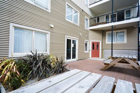 Photo of property in 103 Webb Street, Mount Cook, Wellington, 6011