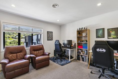 Photo of property in 9u6 Surrey Street, Tawa, Wellington, 5028