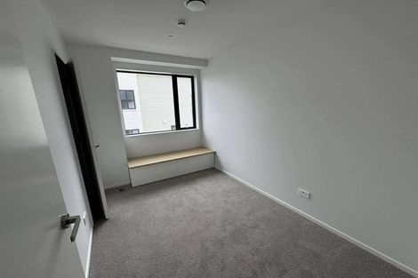 Photo of property in 44 Turtleback Avenue, Whitby, 5024