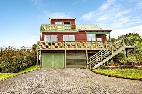 Photo of property in 2/10b Eastglen Road, Glen Eden, Auckland, 0602