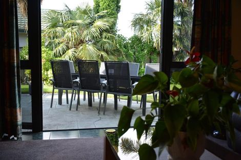 Photo of property in 11 Flemington Place, Taradale, Napier, 4112