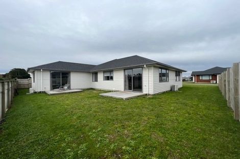 Photo of property in 15 Hehan Close, Cambridge, 3434