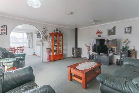 Photo of property in 10 Rewa Street, Inglewood, 4330