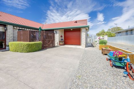Photo of property in 15a Holyrood Terrace, Waipukurau, 4200