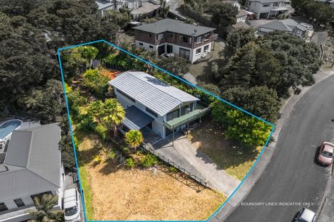 Photo of property in 29 Noeleen Street, Glenfield, Auckland, 0629
