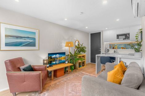 Photo of property in 28 Koro Lane, Mangere Bridge, Auckland, 2022