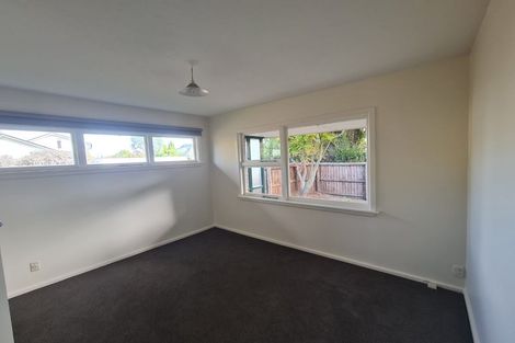 Photo of property in 98 Hinau Street, Riccarton, Christchurch, 8041