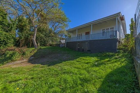 Photo of property in 2 Achilles Drive, Taihape, 4720