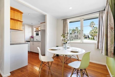 Photo of property in 43 Tirimoana Road, Te Atatu South, Auckland, 0602