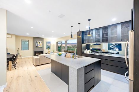 Photo of property in 26 Remuremu Street, Long Bay, Auckland, 0630