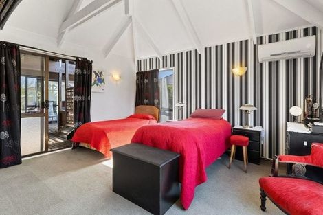 Photo of property in 17 Seymour Street, Hornby, Christchurch, 8042