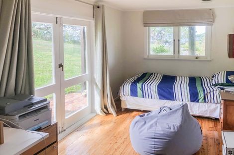 Photo of property in 69 Howard Road, Orere Point, 2585
