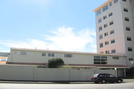 Photo of property in 3/120 Saint Aubyn Street, New Plymouth, 4310