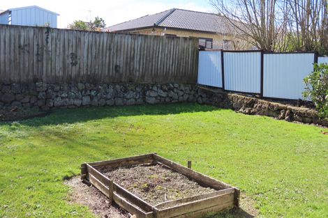 Photo of property in 46 Larne Avenue, Pakuranga Heights, Auckland, 2010