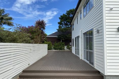 Photo of property in 3a Livingstone Street, Milford, Auckland, 0620