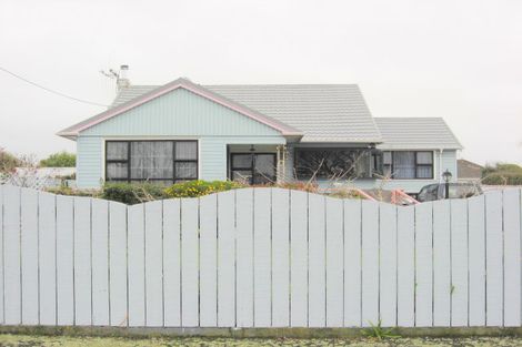 Photo of property in 594 Queen Street East, Levin, 5510