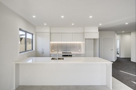 Photo of property in 94 Eriksen Road, Te Awa, Napier, 4110