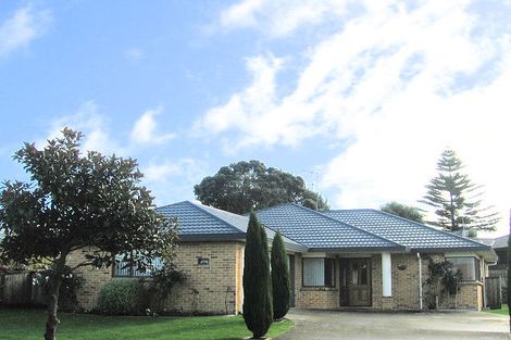 Photo of property in 18 Sunburst Court, Paraparaumu Beach, Paraparaumu, 5032